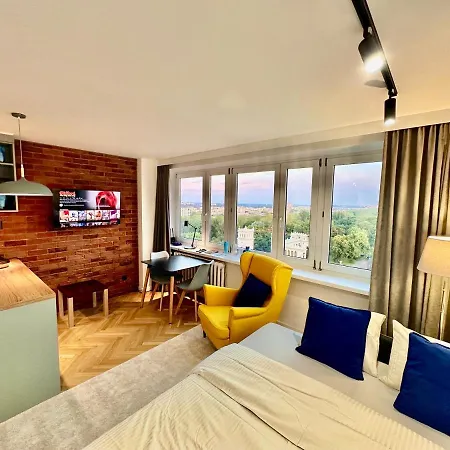 View 2 Fast Wifi Tv'55 Netflix Hbo Applettv Warsaw