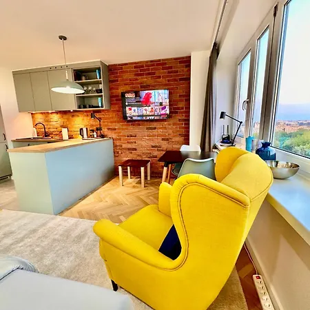 View 2 Fast Wifi Tv'55 Netflix Hbo Applettv * Varşova